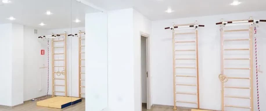 gallery slide