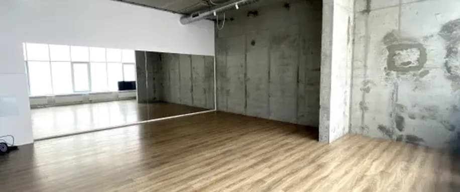 gallery slide
