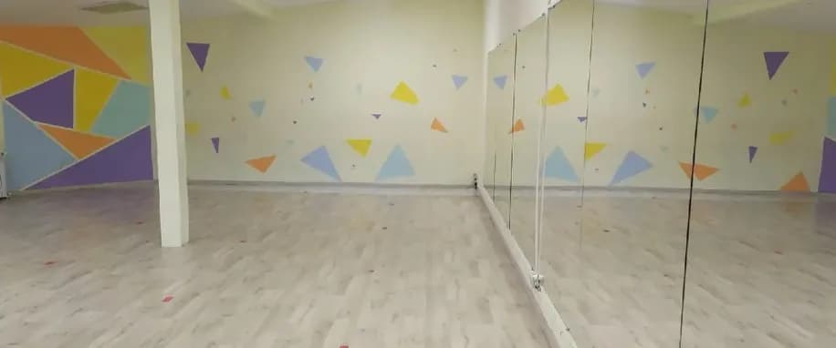 gallery slide