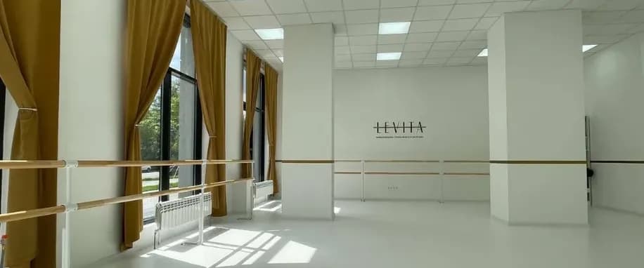 gallery slide