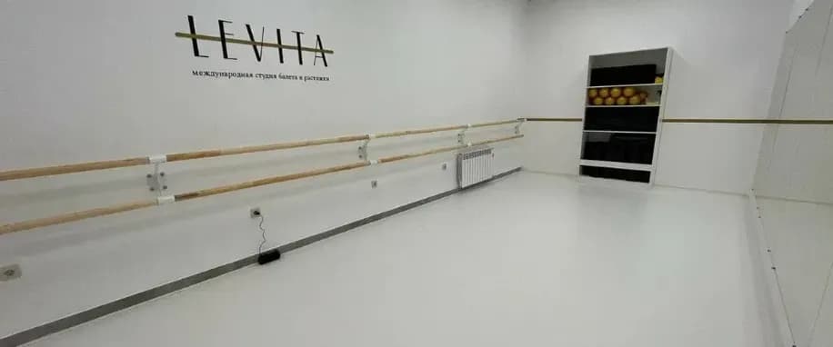 gallery slide